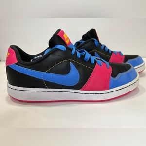 Nike Retro Dunks womens size 9.5